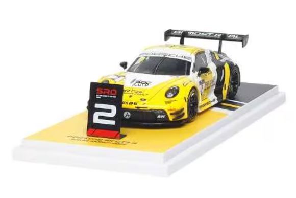 Porsche 992 GT3 R Jaune Suzuka 1000 km 2025 #7 Almost Real 1/64